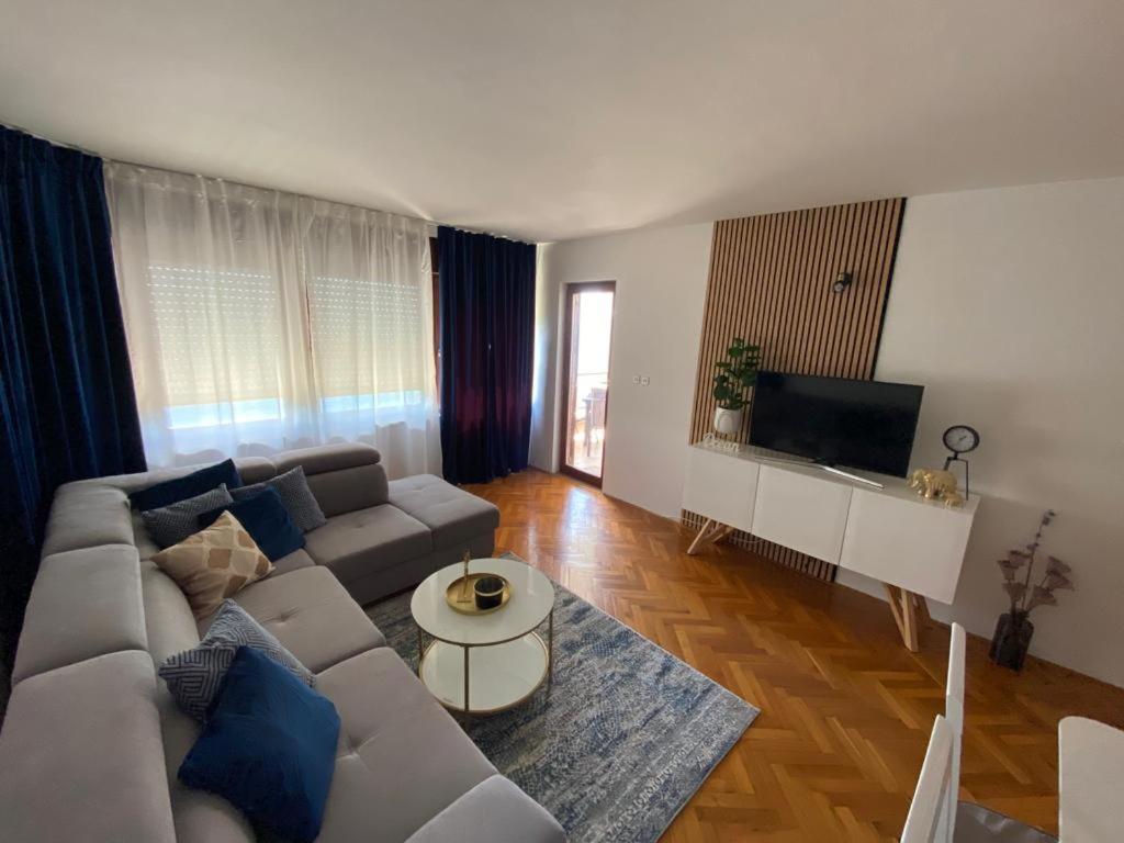 Ocean Apartman Jesenice  Exterior foto