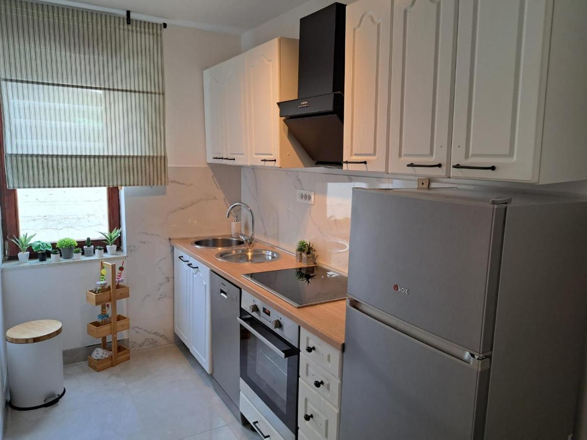 Ocean Apartman Jesenice  Exterior foto